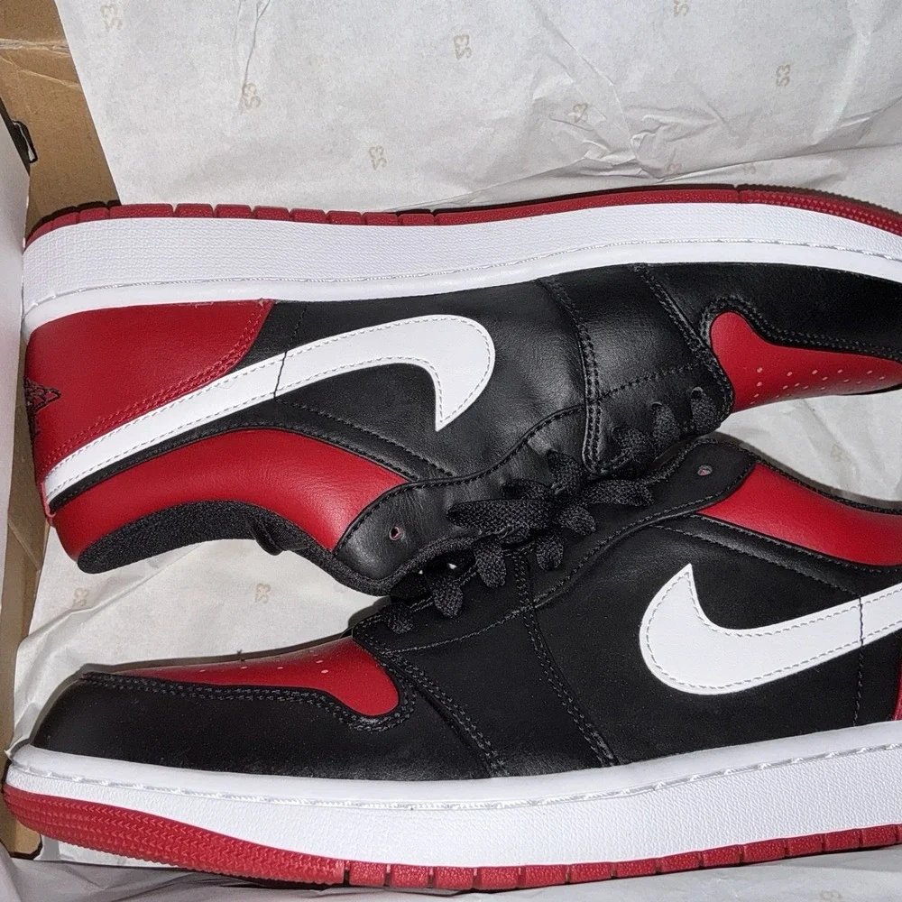 Jordan Men's Athletic Shoes Black Red White